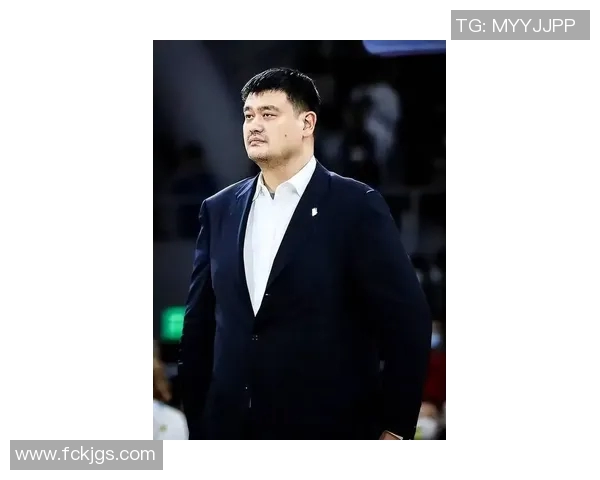 姚明在最新POP视频中展现篮球魅力与个人风采引发热议 姚明在最新POP视频中展现篮球魅力与个人风采引发热议