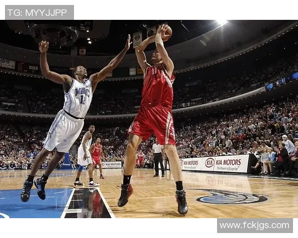 库里与姚明的传奇相遇：两位篮球巨星的友谊与影响力探讨